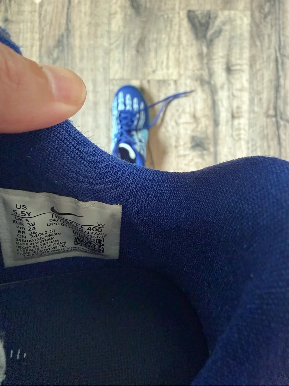 Nike Kobe V “X Ray” kids shoes